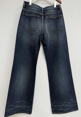 Mid High Waist Cut Denim Bottom For A Universally Flattering Fit