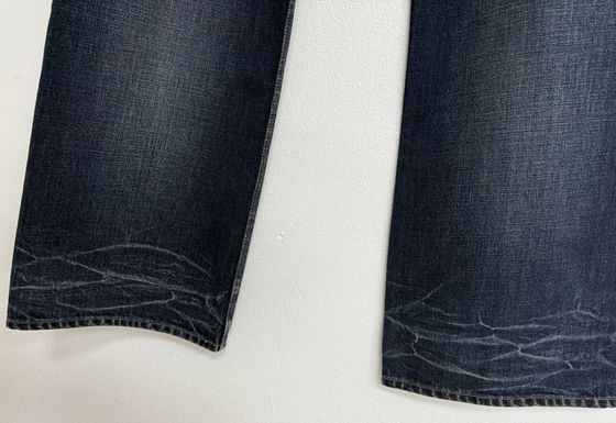 Mid High Waist Cut Denim Bottom For A Universally Flattering Fit