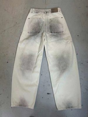 High Waisted Design Denim Bottom For A Flattering Silhouette